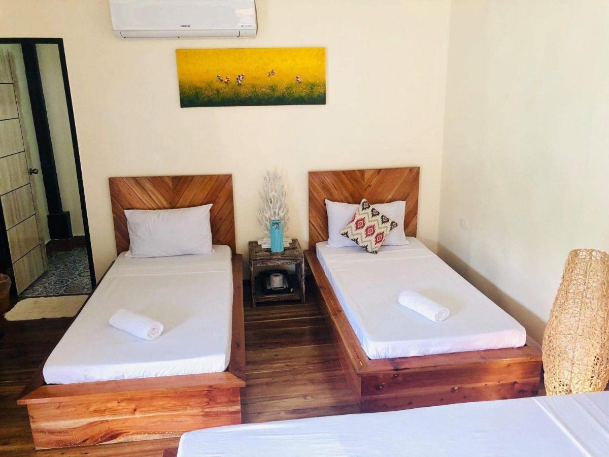 Keira Backpackers Otel El Nido Dış mekan fotoğraf