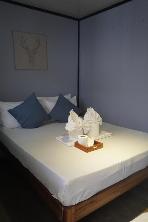 Keira Backpackers Otel El Nido Dış mekan fotoğraf